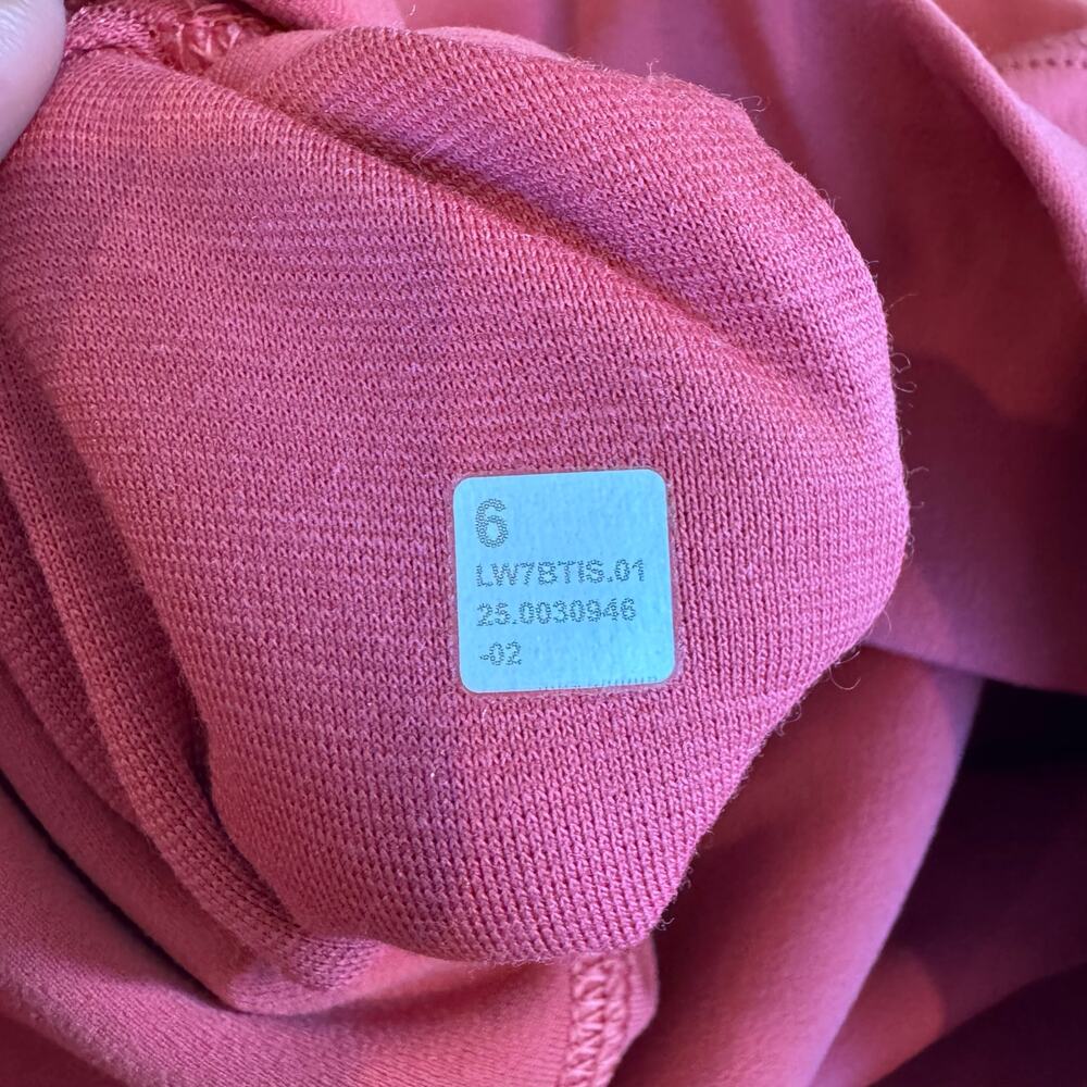 Lululemon Align High Rise Short 6” Desert Red Size 6 - Picture 5 of 9